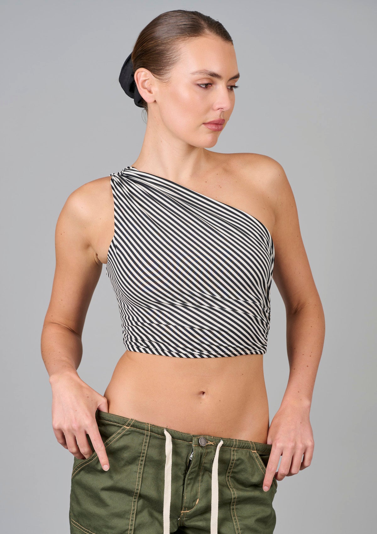 Roller Girl Top - Black / White