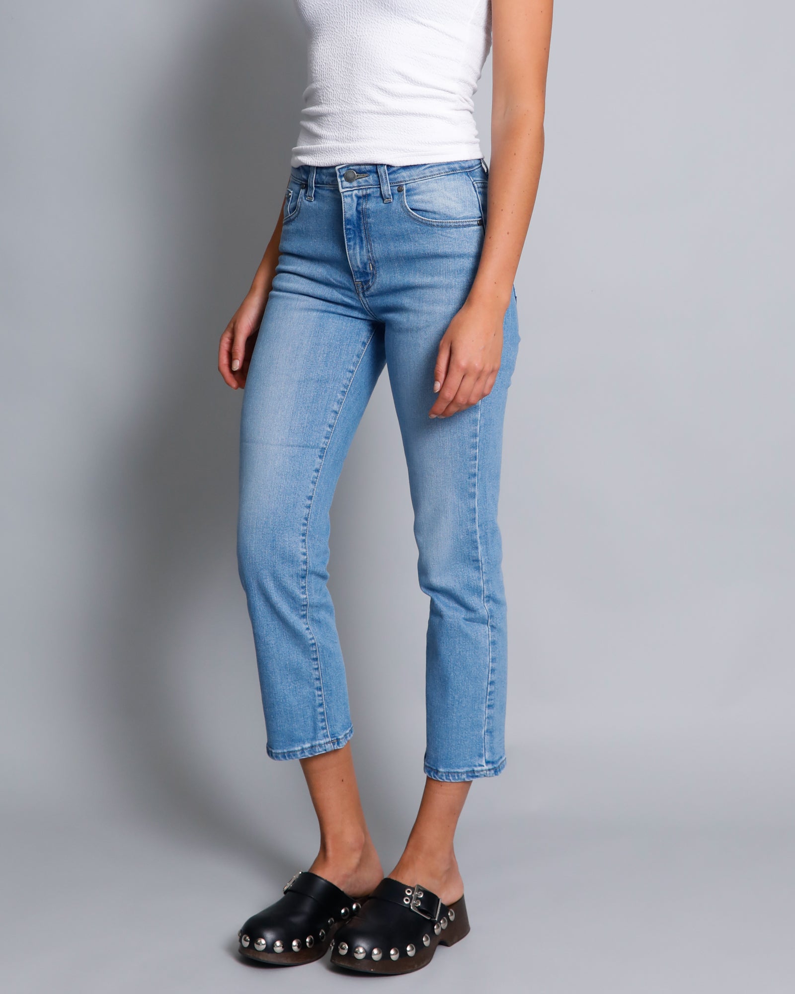 Rodger Crop Flare Jean - Pale Wash