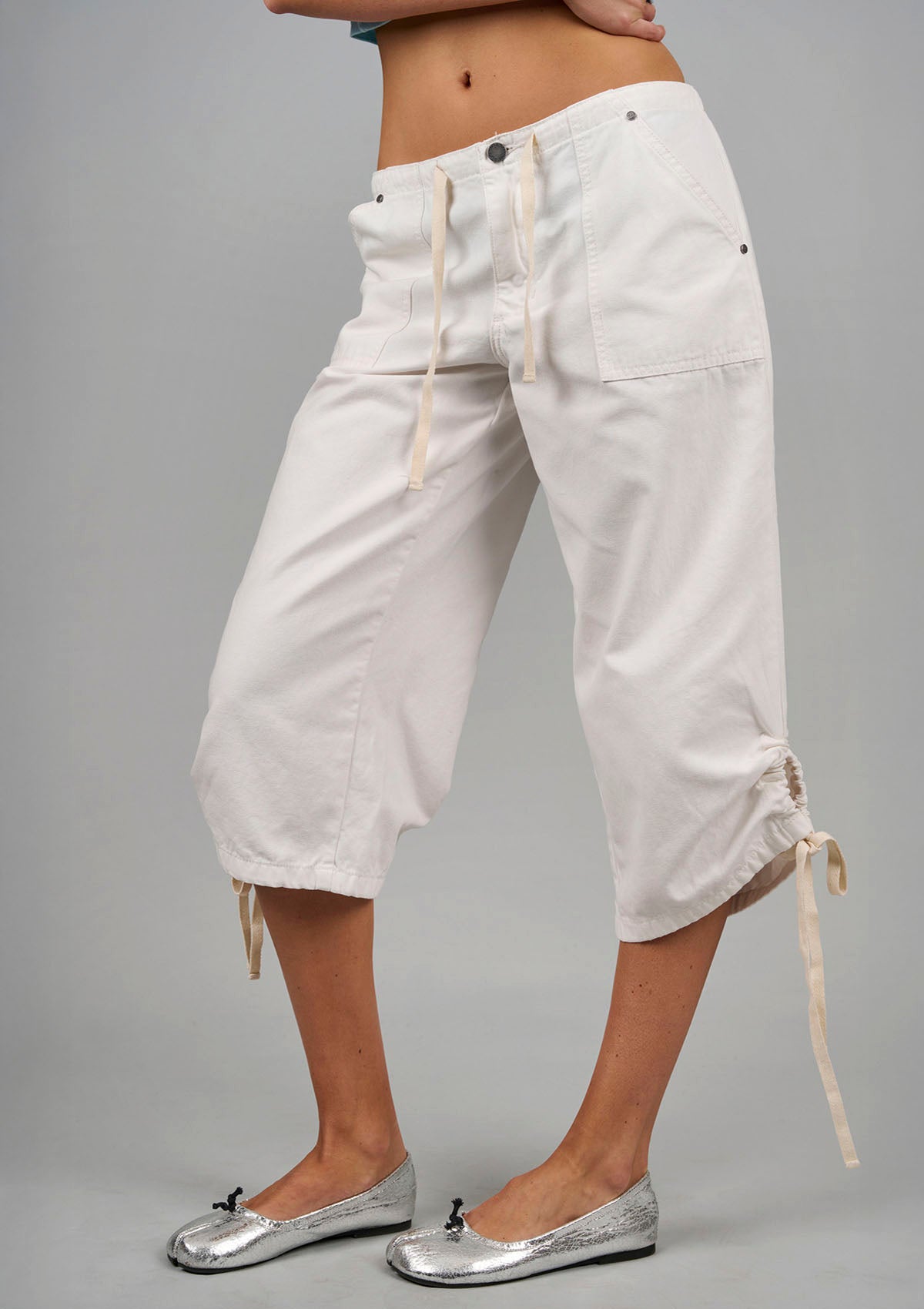 Big Bully Capri Drawstring Pant - White