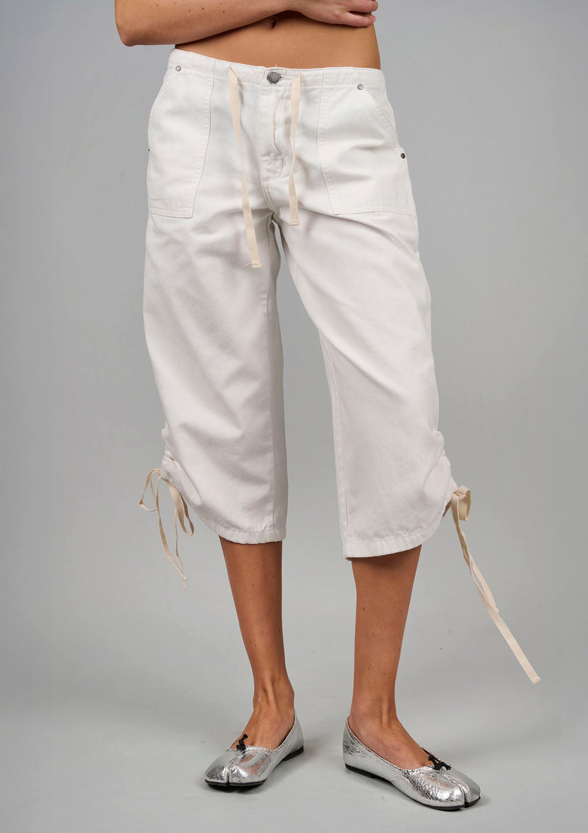 Big Bully Capri Drawstring Pant - White